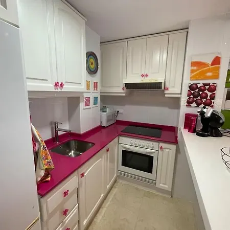 Club Nautico Con Piscina Appartement *